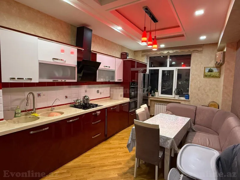 Satılır 4 otaqlı Mənzil Yeni tikili 155 m² Qara Qarayev m. - şəkil 9