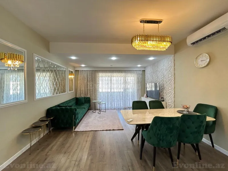3 otaqlı Mənzil 101 m² Xətai r. Satılır