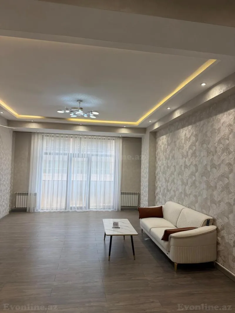 2 otaqlı Mənzil 91 m² 28 May m. Satılır