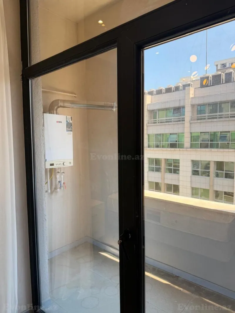 Satılır 2 otaqlı Mənzil Yeni tikili 91 m² 28 May m. - şəkil 12