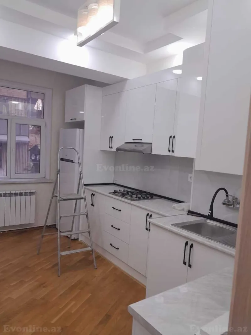 Kirayə verilir 2 otaqlı Mənzil Yeni tikili 66 m² İnşaatçılar m. - şəkil 10