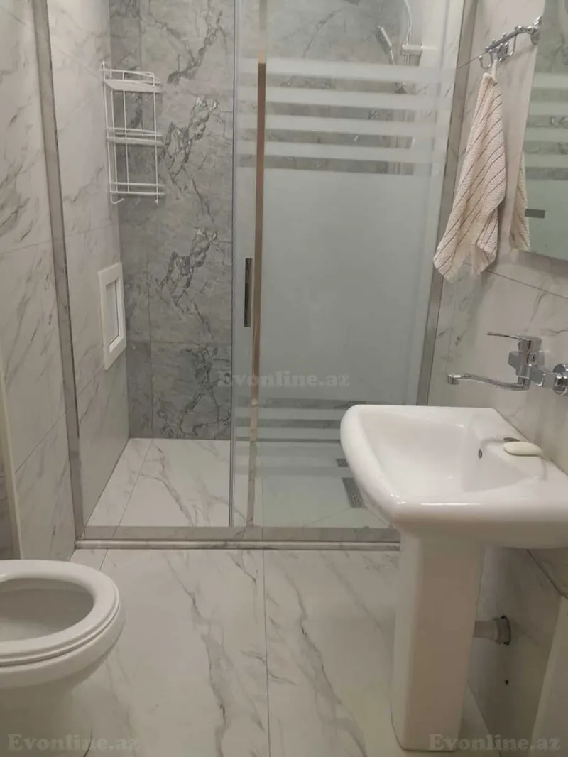 Kirayə verilir 2 otaqlı Mənzil Yeni tikili 66 m² İnşaatçılar m. - şəkil 14