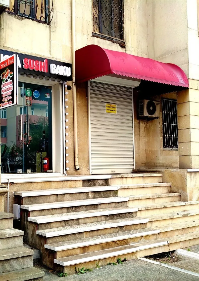 Obyekt 70 m² İnşaatçılar m. Kirayə verilir