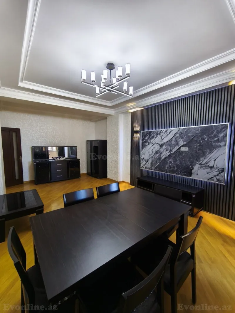 Satılır 3 otaqlı Mənzil Yeni tikili 132 m² Əhmədli m.