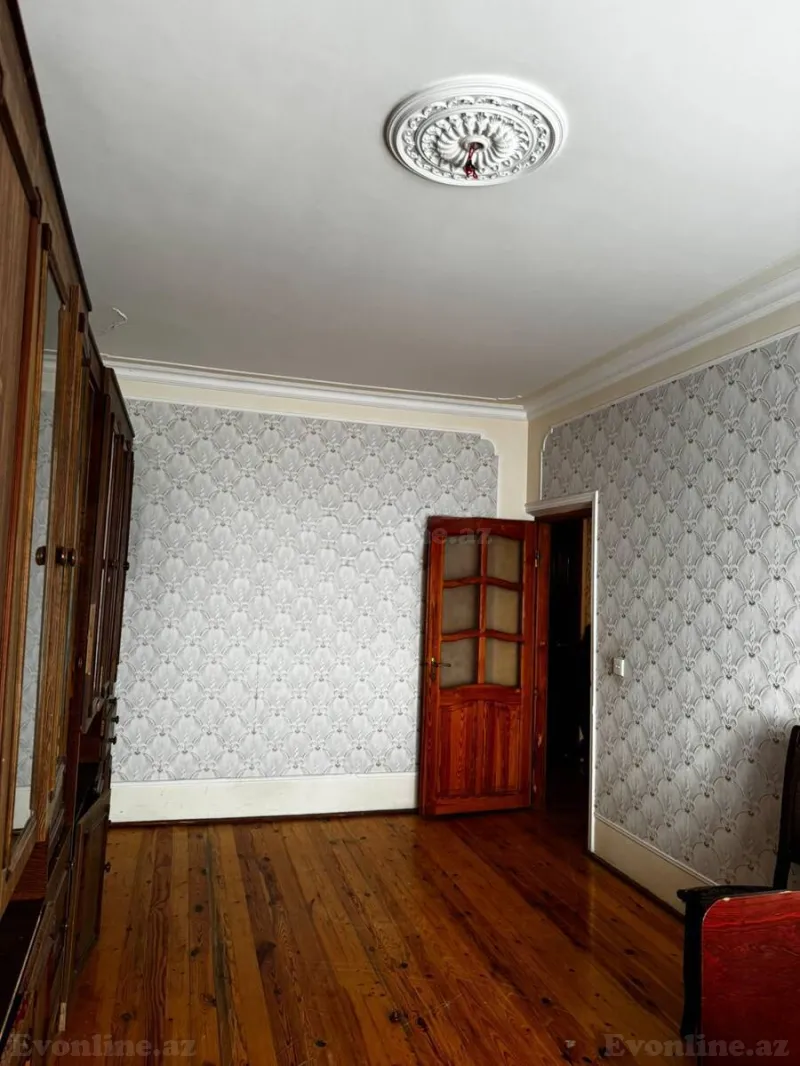 Kirayə verilir 3 otaqlı Mənzil Köhnə tikili 75 m² Xalqlar Dostluğu m. - şəkil 9