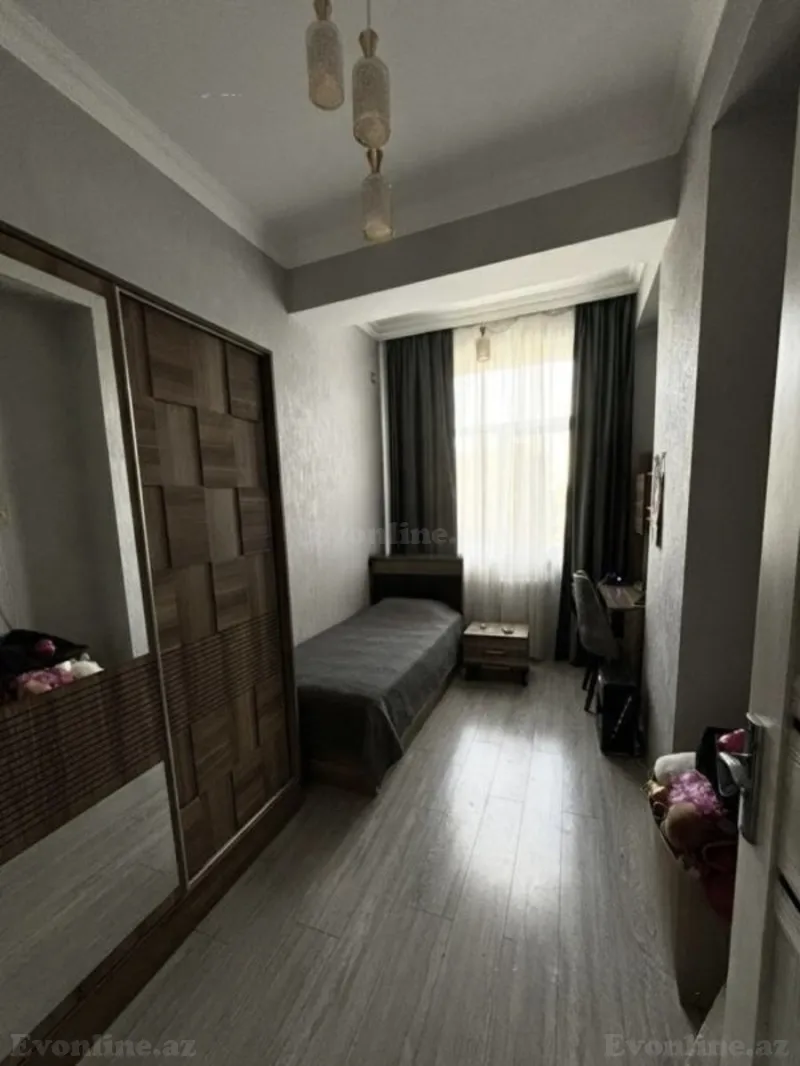 Satılır 3 otaqlı Mənzil Yeni tikili 90 m² Qara Qarayev m. - şəkil 4