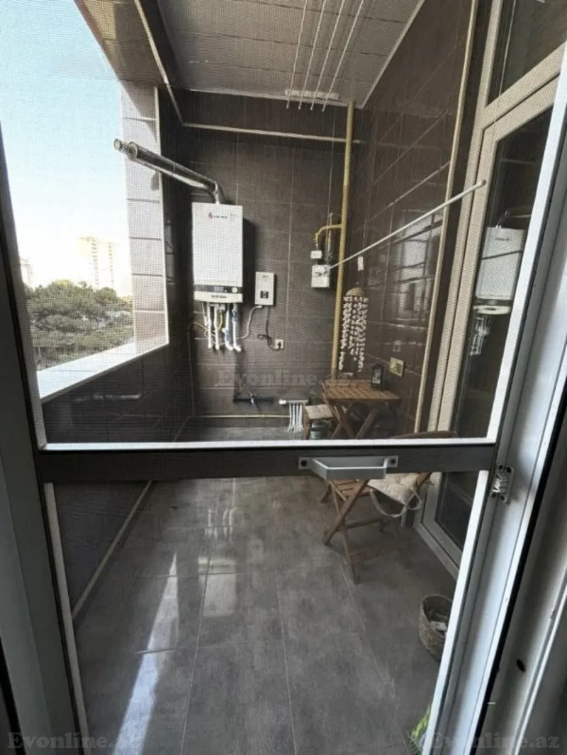 Satılır 3 otaqlı Mənzil Yeni tikili 90 m² Qara Qarayev m. - şəkil 9