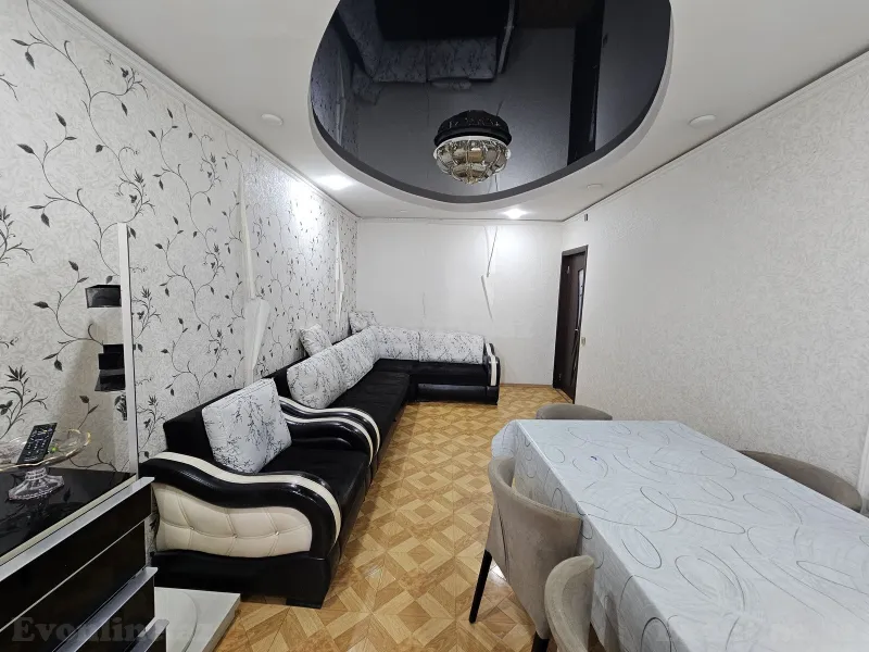 Satılır 4 otaqlı Mənzil Köhnə tikili 100 m² Xətai r. - şəkil 4