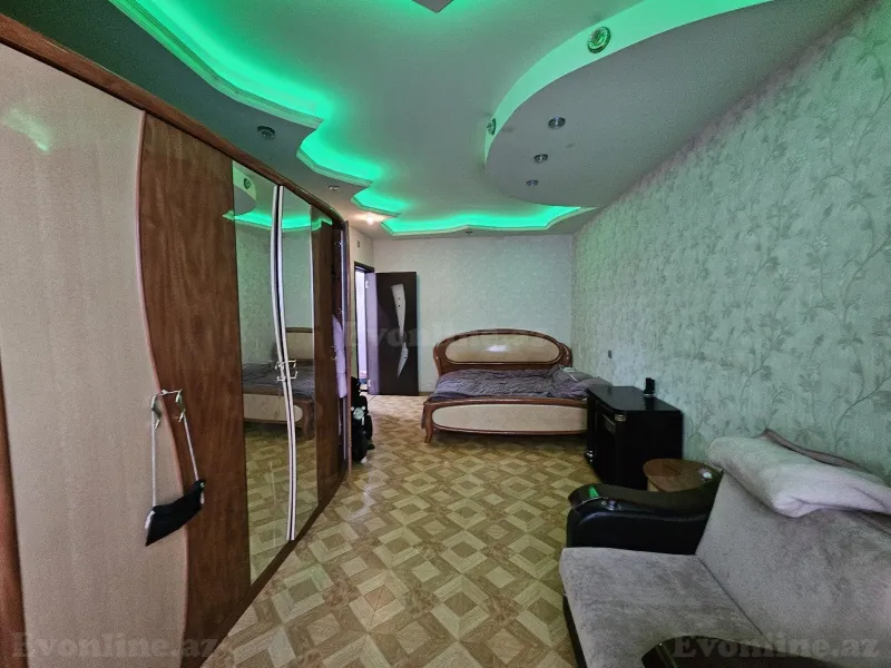 Satılır 4 otaqlı Mənzil Köhnə tikili 100 m² Xətai r. - şəkil 11