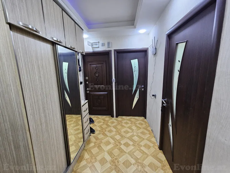 Satılır 4 otaqlı Mənzil Köhnə tikili 100 m² Xətai r. - şəkil 17