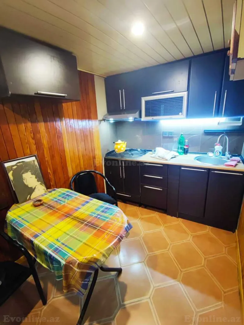 Kirayə verilir 3 otaqlı Həyət evi 85 m² 28 May m. - şəkil 3