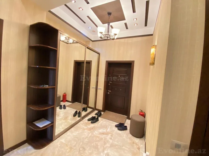 Kirayə verilir 2 otaqlı Mənzil Yeni tikili 100 m² Səbail r. - şəkil 17