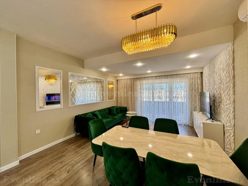 3 otaqlı Mənzil 120 m² Xətai r. Kirayə verilir