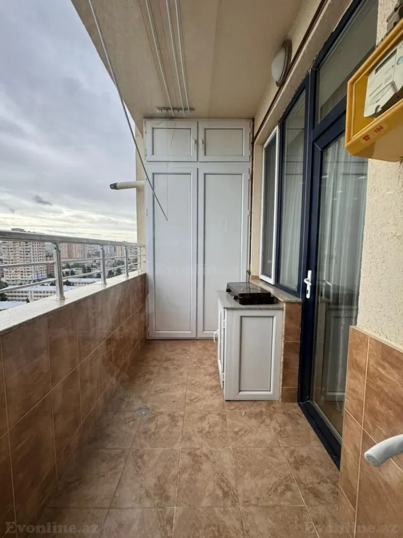 Satılır 5 otaqlı Mənzil Yeni tikili 218 m² Azadlıq prospekti m. - şəkil 6