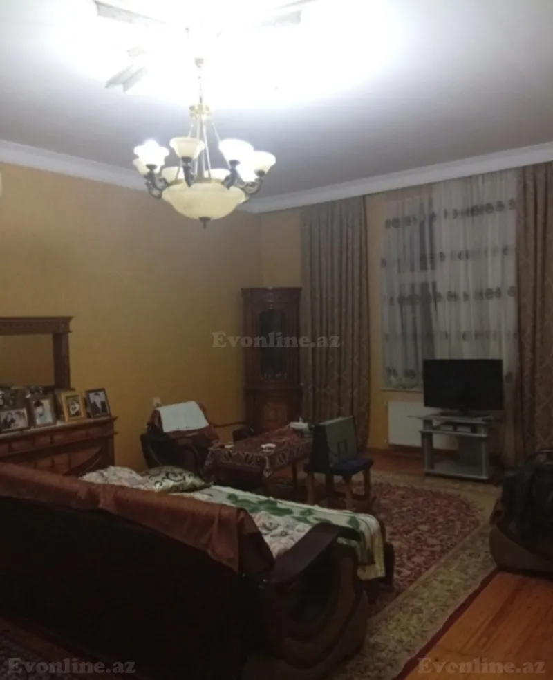 Satılır 3 otaqlı Həyət evi 200 m² Azadlıq prospekti m. - şəkil 9