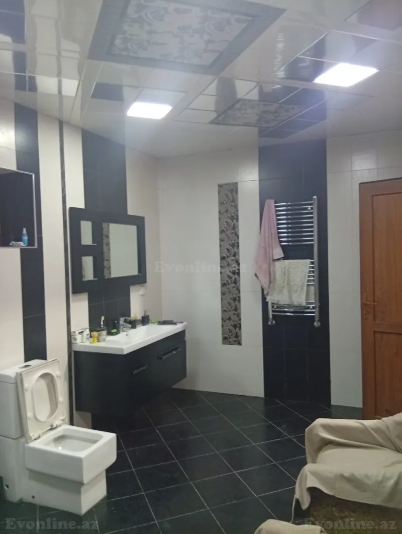 Satılır 3 otaqlı Həyət evi 200 m² Azadlıq prospekti m. - şəkil 12