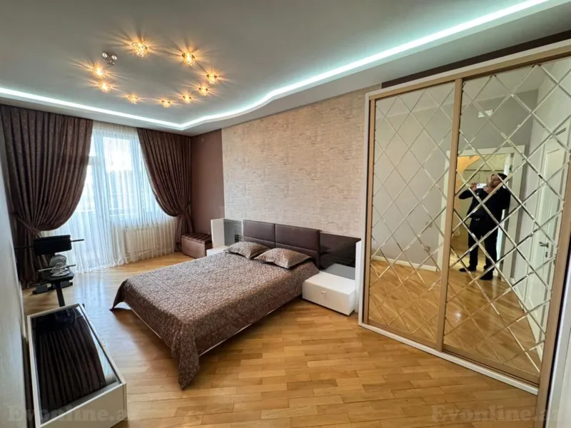 Satılır 5 otaqlı Mənzil Yeni tikili 218 m² Azadlıq prospekti m. - şəkil 16