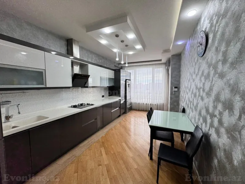 Satılır 5 otaqlı Mənzil Yeni tikili 218 m² Azadlıq prospekti m. - şəkil 17