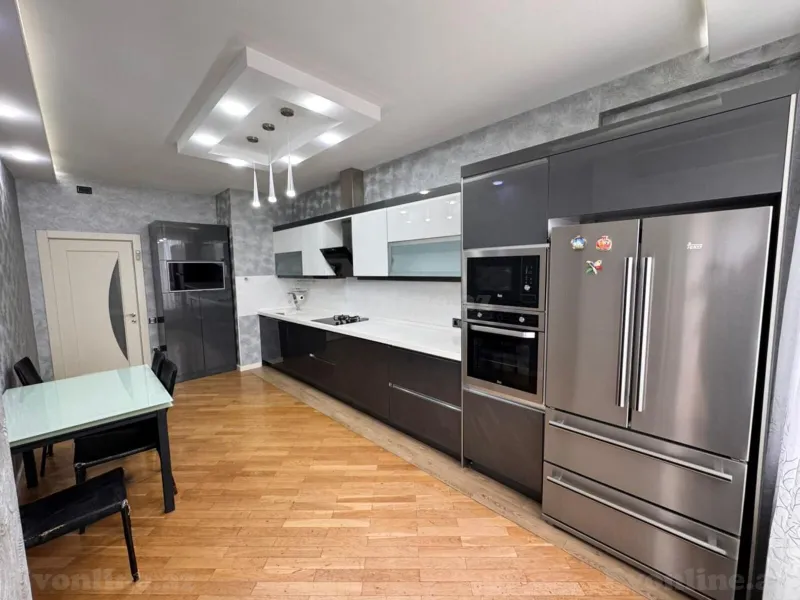 Satılır 5 otaqlı Mənzil Yeni tikili 218 m² Azadlıq prospekti m. - şəkil 24