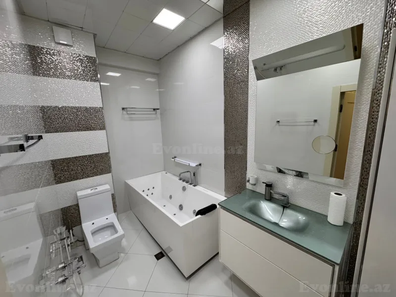 Satılır 5 otaqlı Mənzil Yeni tikili 218 m² Azadlıq prospekti m. - şəkil 27