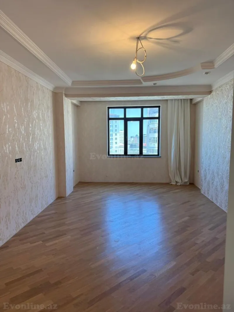 Satılır 3 otaqlı Mənzil Yeni tikili 133 m² Azadlıq prospekti m. - şəkil 5
