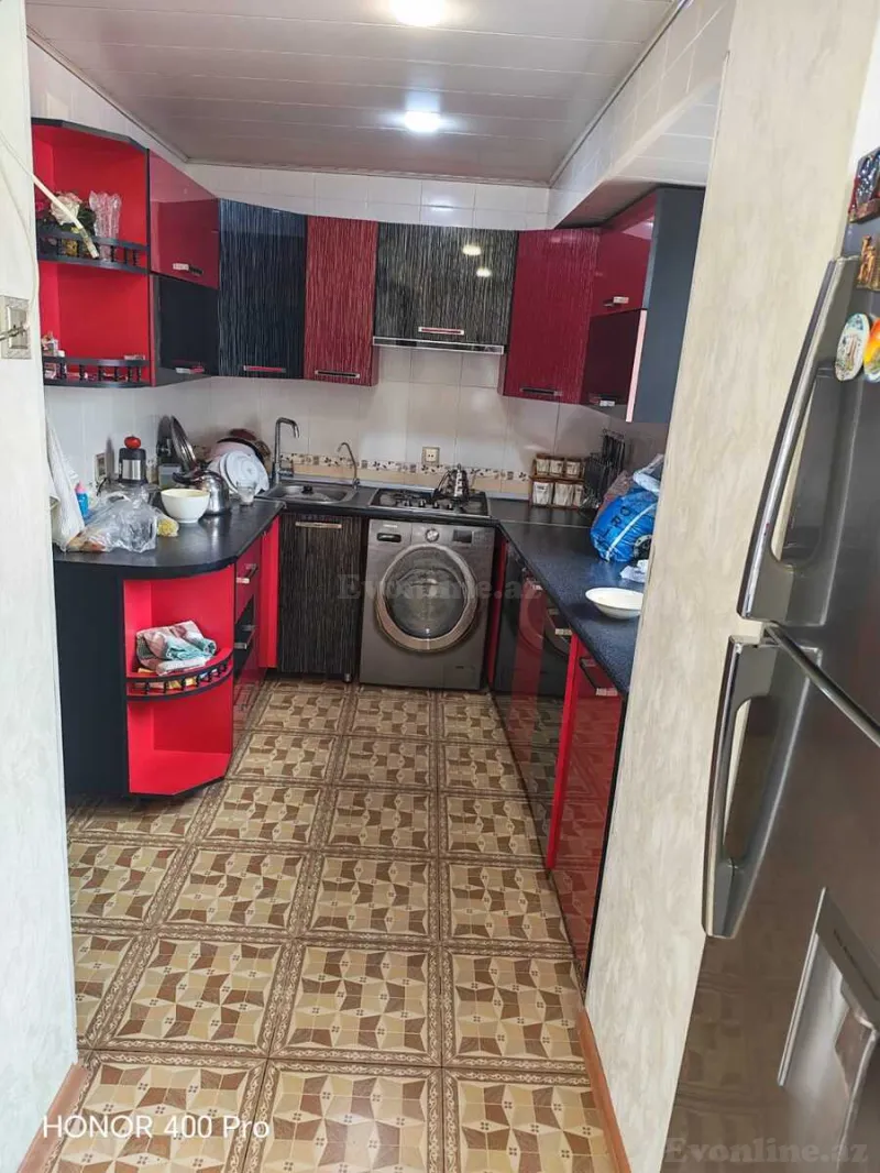 Kirayə verilir 4 otaqlı Mənzil Köhnə tikili 80 m² Neftçilər m. - şəkil 16