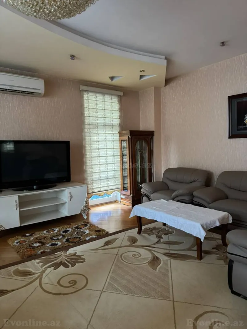 Kirayə verilir 3 otaqlı Mənzil Yeni tikili 140 m² Nizami m. - şəkil 2