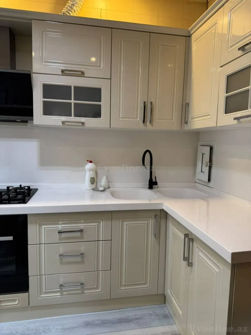Kirayə verilir 3 otaqlı Mənzil Yeni tikili 140 m² Nizami m. - şəkil 6