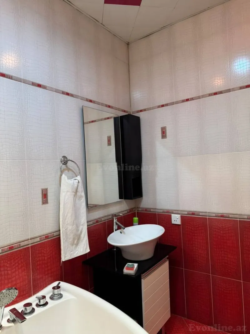 Kirayə verilir 3 otaqlı Mənzil Yeni tikili 140 m² Nizami m. - şəkil 13