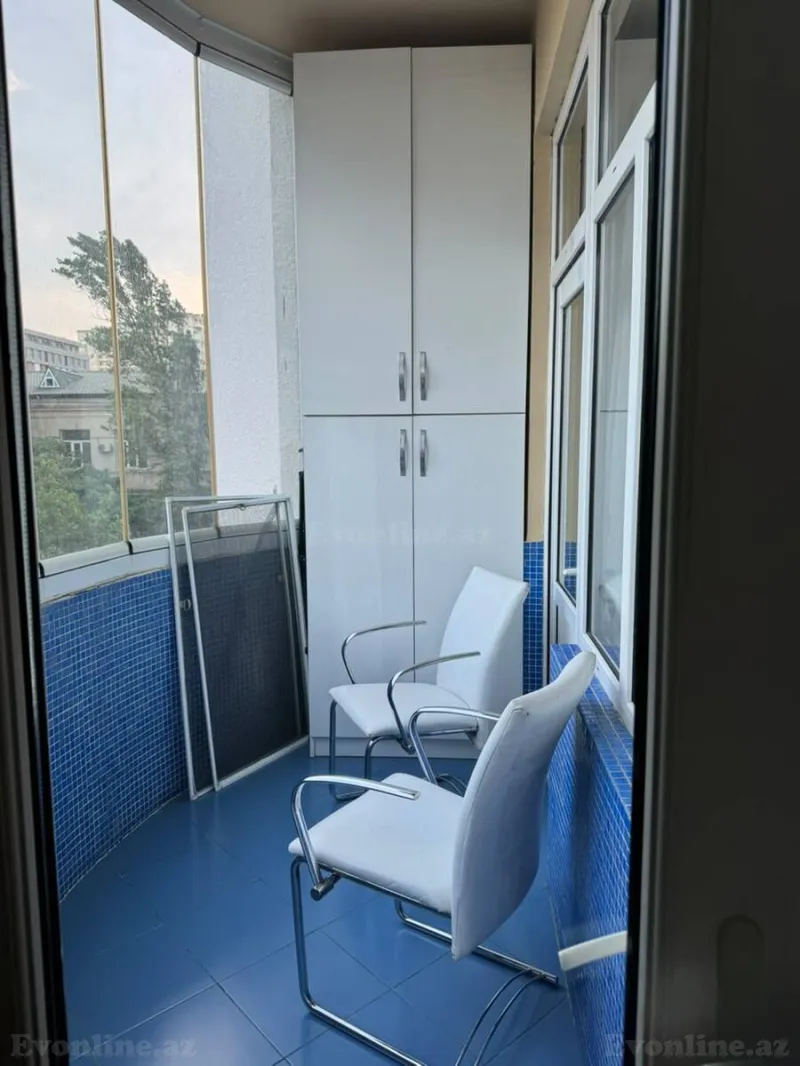 Kirayə verilir 3 otaqlı Mənzil Yeni tikili 140 m² Nizami m. - şəkil 16