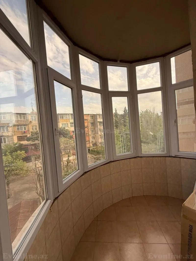 Kirayə verilir 3 otaqlı Mənzil Yeni tikili 150 m² Neftçilər m. - şəkil 14