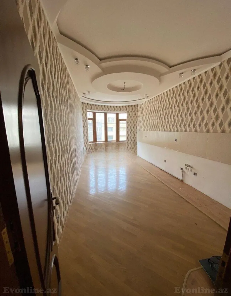 Satılır 3 otaqlı Mənzil Yeni tikili 136 m² Nizami m. - şəkil 3