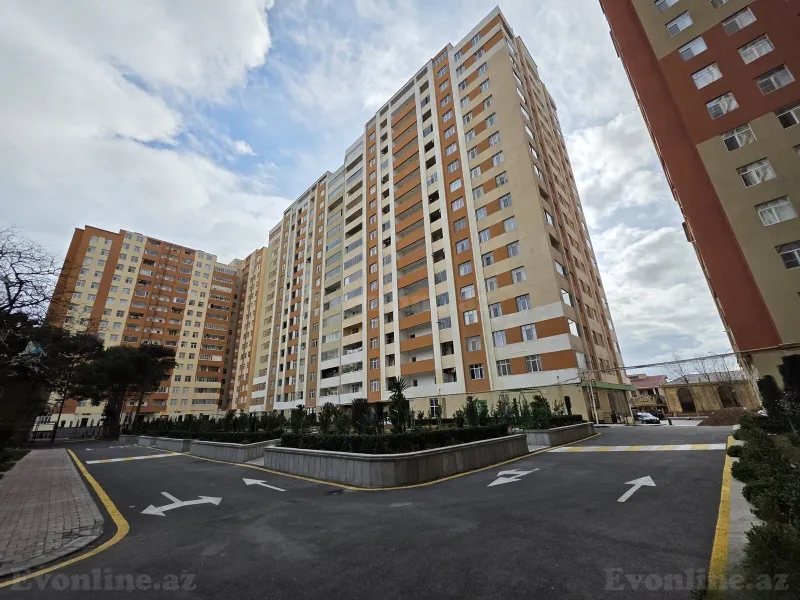 2 otaqlı Mənzil 79 m² Qara Qarayev m. Satılır