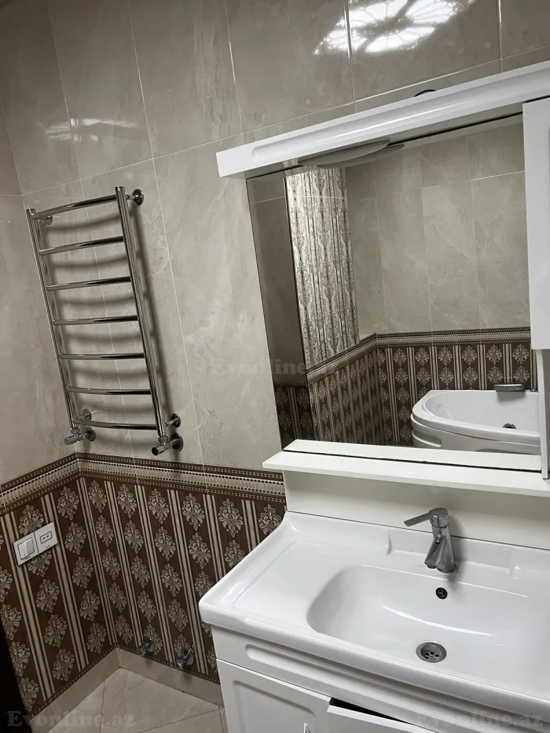 Kirayə verilir 3 otaqlı Mənzil Yeni tikili 128 m² Qara Qarayev m. - şəkil 13
