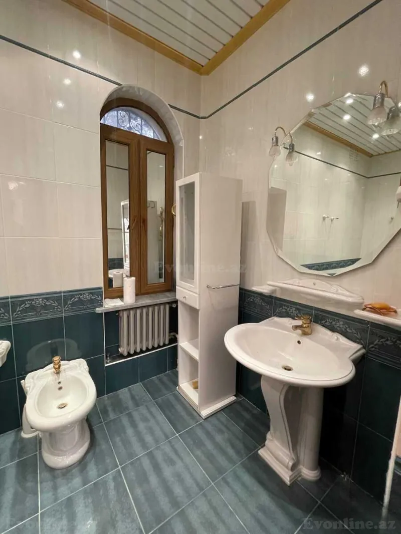 Satılır 9 otaqlı Həyət evi 390 m² Binəqədi r. - şəkil 10