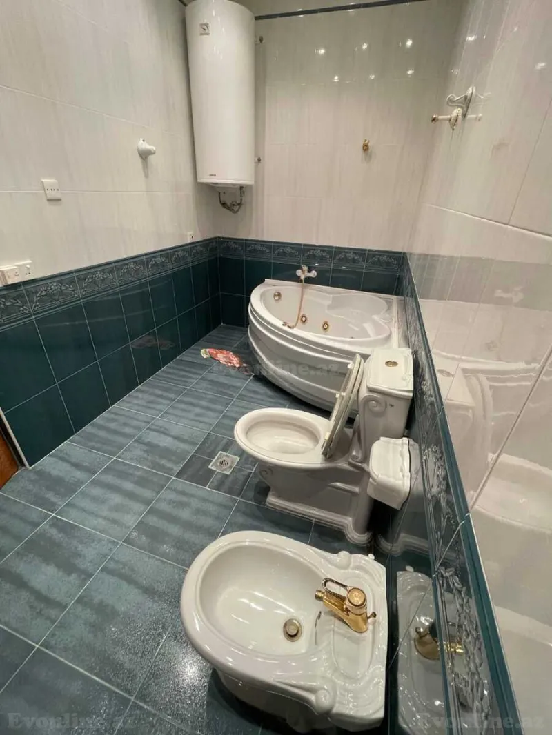 Satılır 9 otaqlı Həyət evi 390 m² Binəqədi r. - şəkil 22