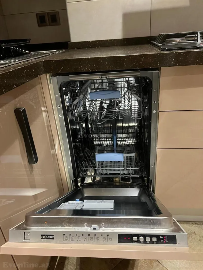 Kirayə verilir 2 otaqlı Mənzil Köhnə tikili 70 m² Nəsimi r. - şəkil 22