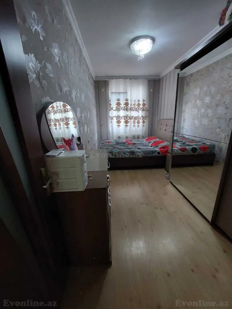 Satılır 3 otaqlı Mənzil Köhnə tikili 55 m² Memar Əcəmi m. - şəkil 4