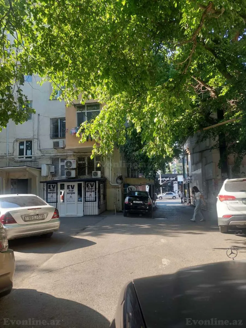 Satılır 3 otaqlı Mənzil Köhnə tikili 55 m² Memar Əcəmi m. - şəkil 21