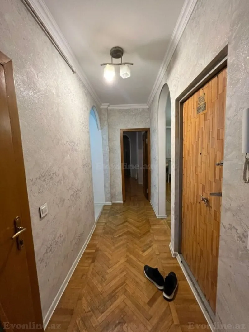 Satılır 3 otaqlı Mənzil Köhnə tikili 77 m² Azadlıq prospekti m. - şəkil 6