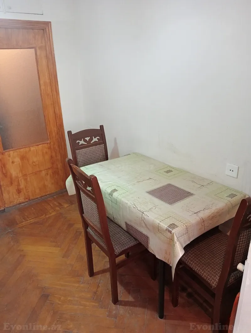 Kirayə verilir 3 otaqlı Mənzil Köhnə tikili 80 m² 8 Noyabr m. - şəkil 9