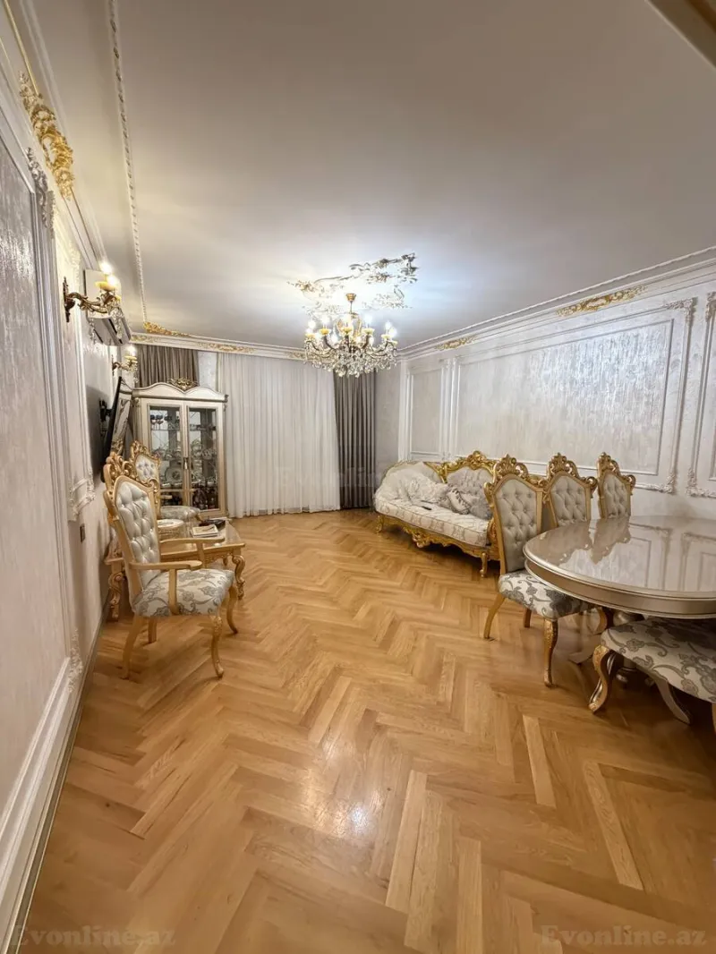 Satılır 4 otaqlı Mənzil Yeni tikili 155 m² İnşaatçılar m. - şəkil 5