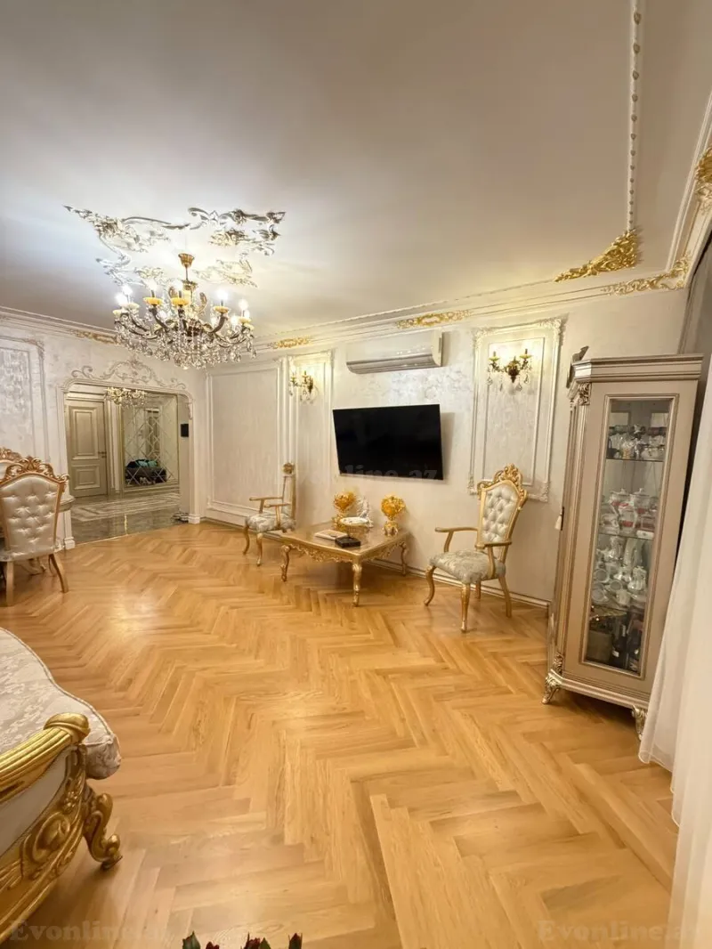 Satılır 4 otaqlı Mənzil Yeni tikili 155 m² İnşaatçılar m. - şəkil 10
