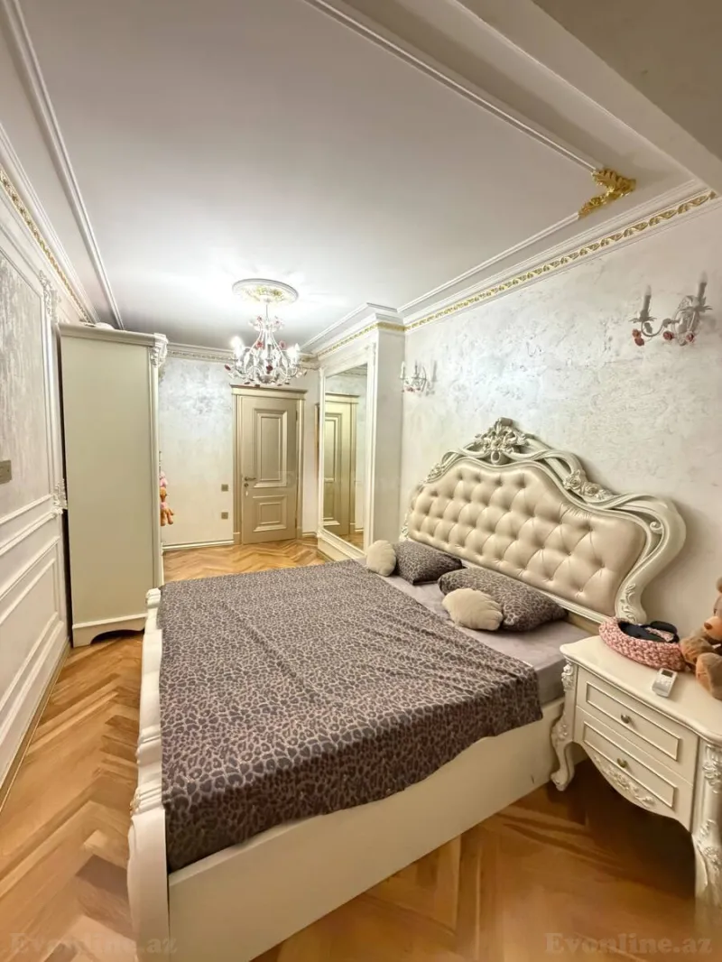 Satılır 4 otaqlı Mənzil Yeni tikili 155 m² İnşaatçılar m. - şəkil 11