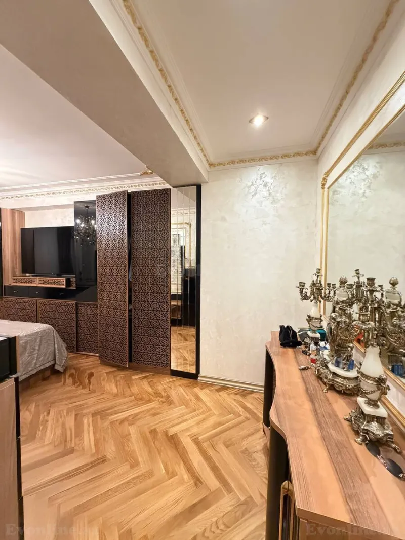 Satılır 4 otaqlı Mənzil Yeni tikili 155 m² İnşaatçılar m. - şəkil 12