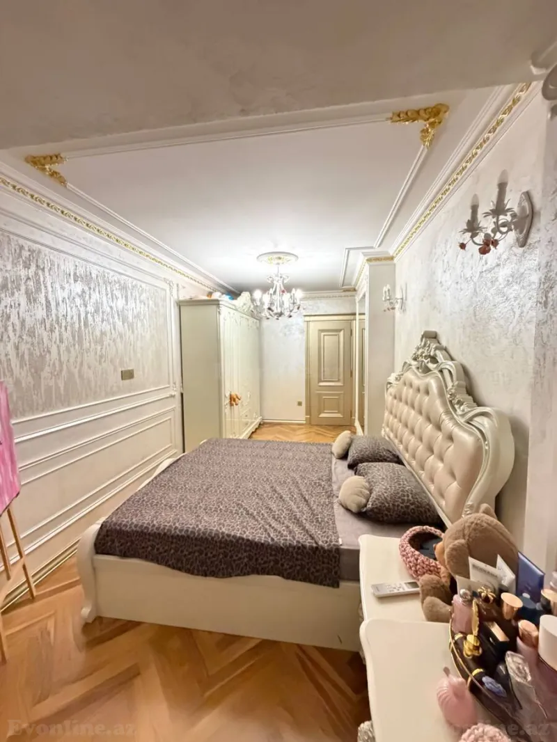 Satılır 4 otaqlı Mənzil Yeni tikili 155 m² İnşaatçılar m. - şəkil 13