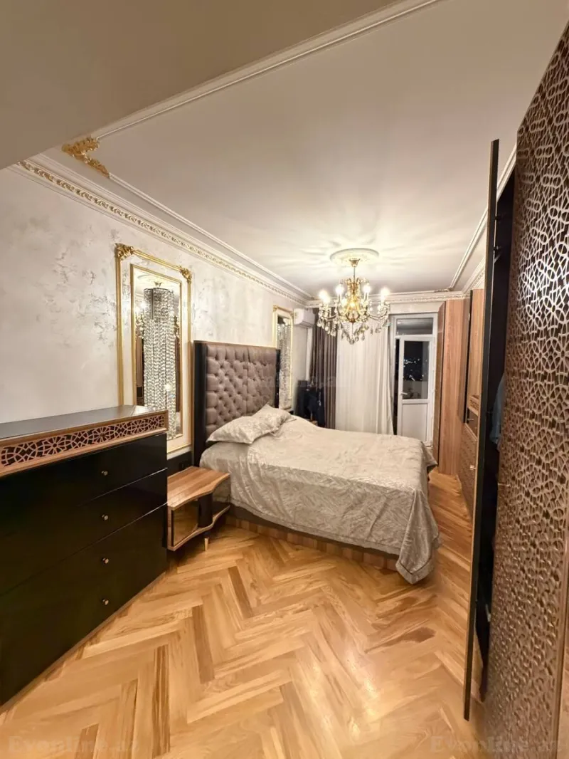 Satılır 4 otaqlı Mənzil Yeni tikili 155 m² İnşaatçılar m. - şəkil 15