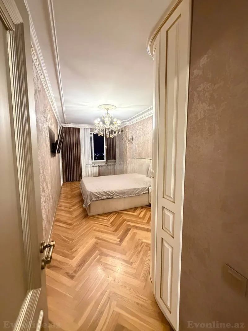 Satılır 4 otaqlı Mənzil Yeni tikili 155 m² İnşaatçılar m. - şəkil 20