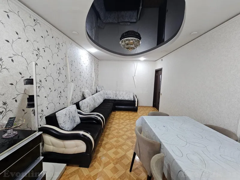 Satılır 4 otaqlı Mənzil Köhnə tikili 90 m² Əhmədli - şəkil 2