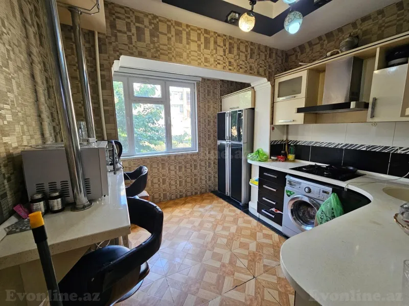Satılır 4 otaqlı Mənzil Köhnə tikili 90 m² Əhmədli - şəkil 17